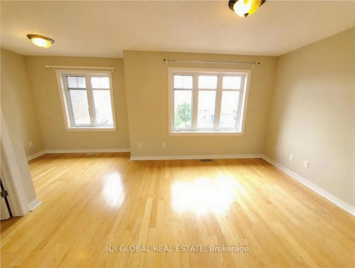 Photo 14 of 211 Jersey Tea Circle, Ottawa, Riverside South/Gloucester Glen — HOMEH