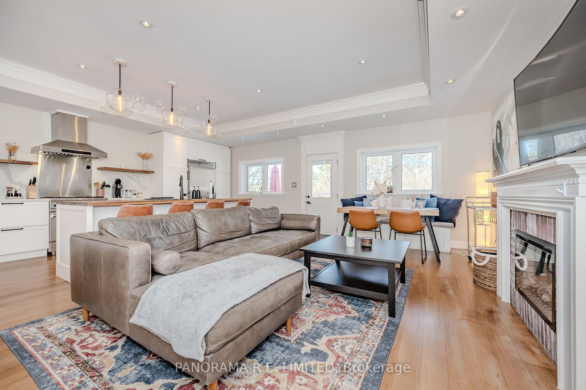 Photo 1 of Unit Main, 12 Arkley Crescent, Etobicoke, Willowridge-Martingrove-Richview — HOMEH