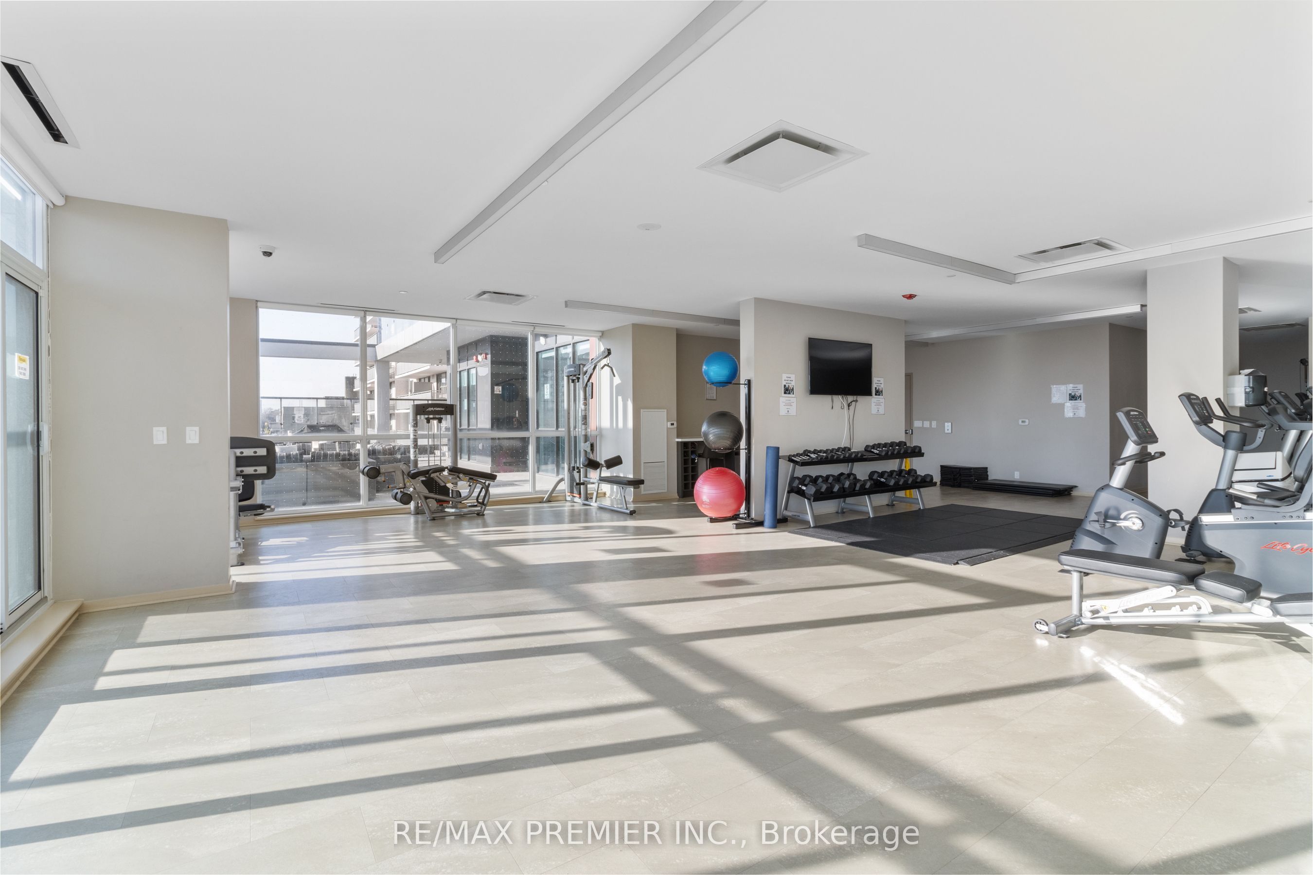 Photo 70 of Unit 404, 1486 Bathurst Street, Toronto, Humewood-Cedarvale — HOMEH