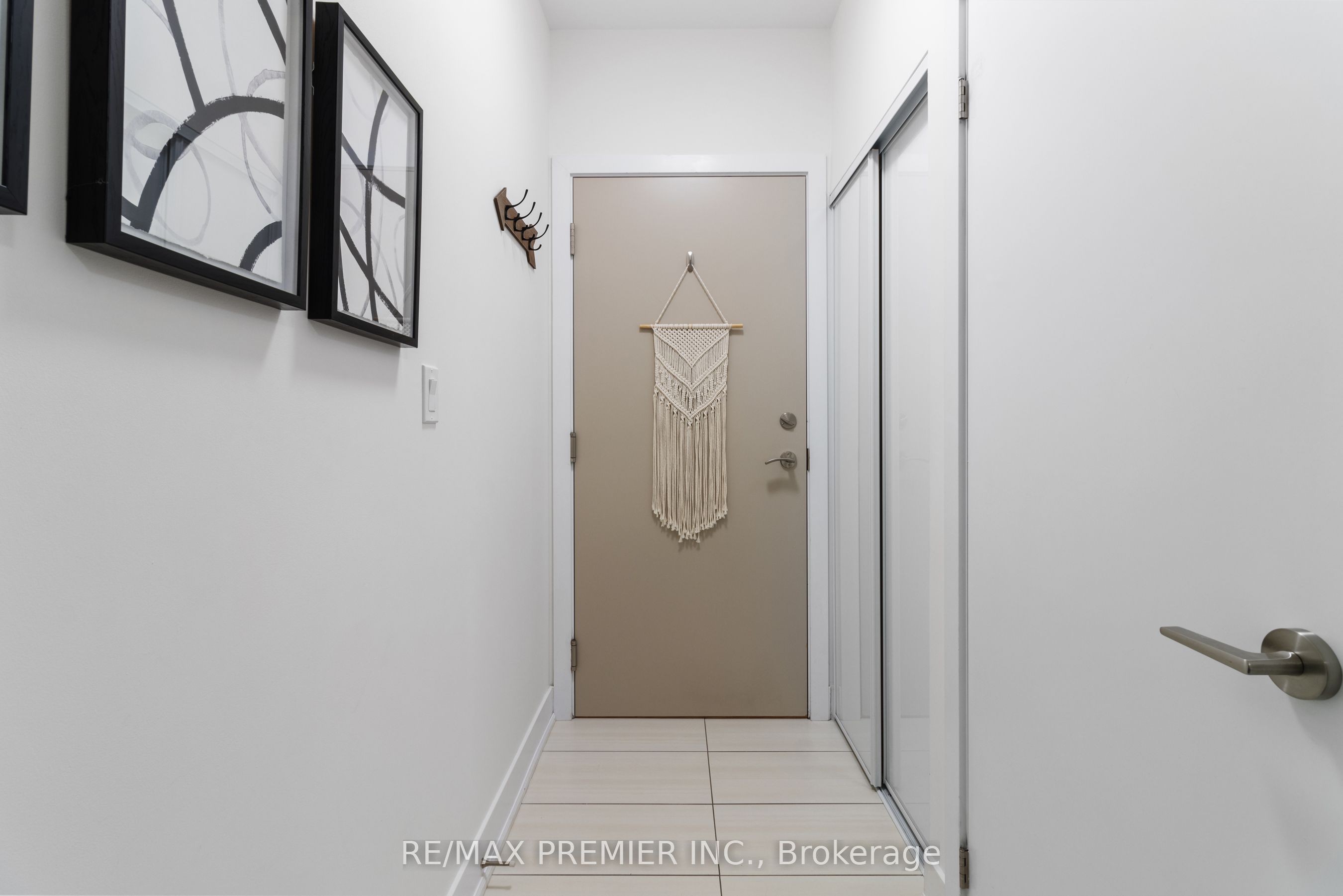 Photo 43 of Unit 404, 1486 Bathurst Street, Toronto, Humewood-Cedarvale — HOMEH