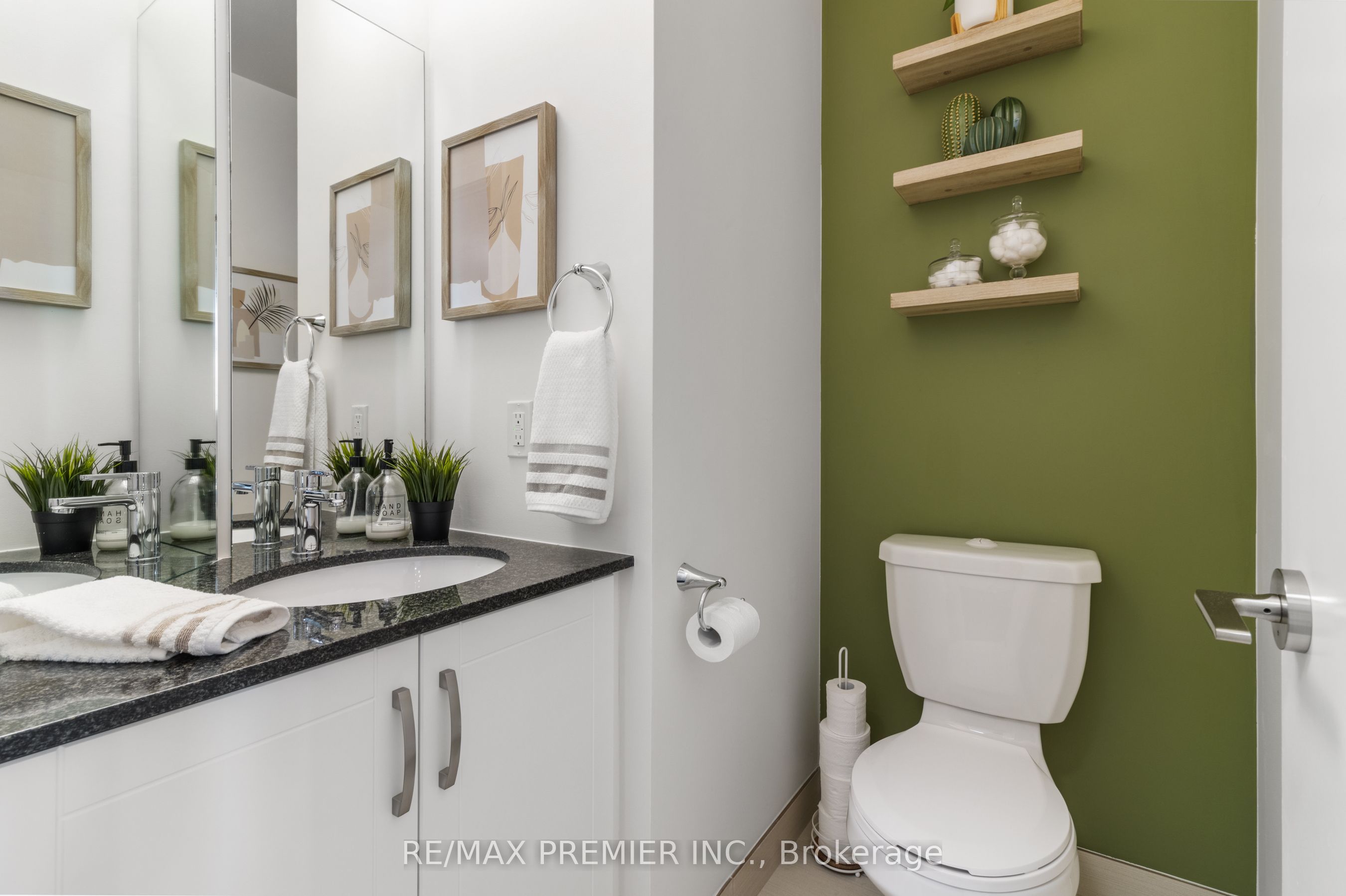 Photo 59 of Unit 404, 1486 Bathurst Street, Toronto, Humewood-Cedarvale — HOMEH