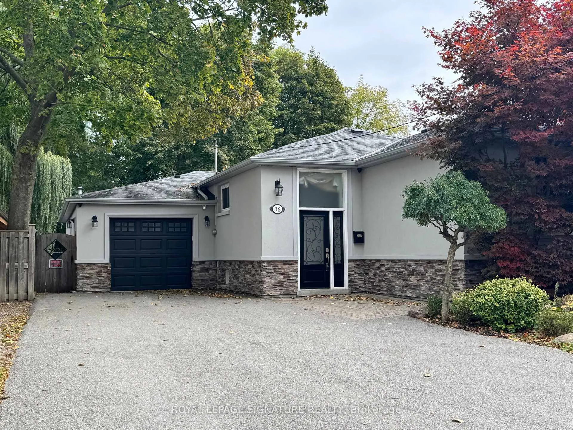 Photo 5 of Unit Lower, 36 Johnson Road, Aurora, Aurora Highlands — HOMEH