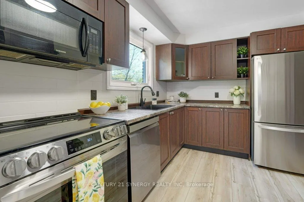 Photo 130 of 2522 Needham Crescent, Ottawa, Brookfield Gardens — HOMEH