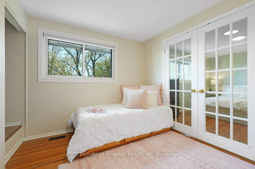 Photo 258 of 2522 Needham Crescent, Ottawa, Brookfield Gardens — HOMEH