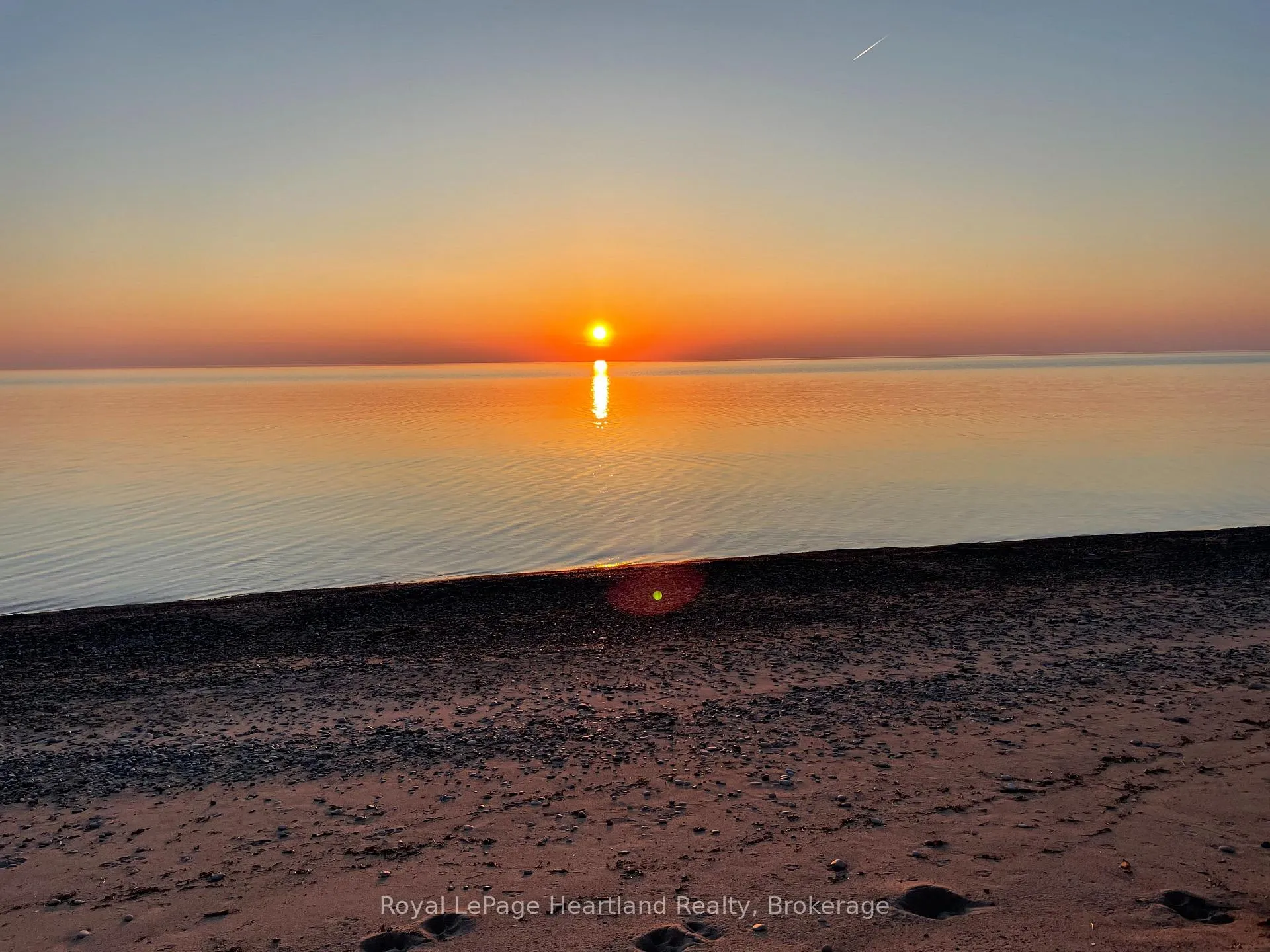 Photo 16 of 77775 Norma Street, Bluewater, Bayfield — HOMEH