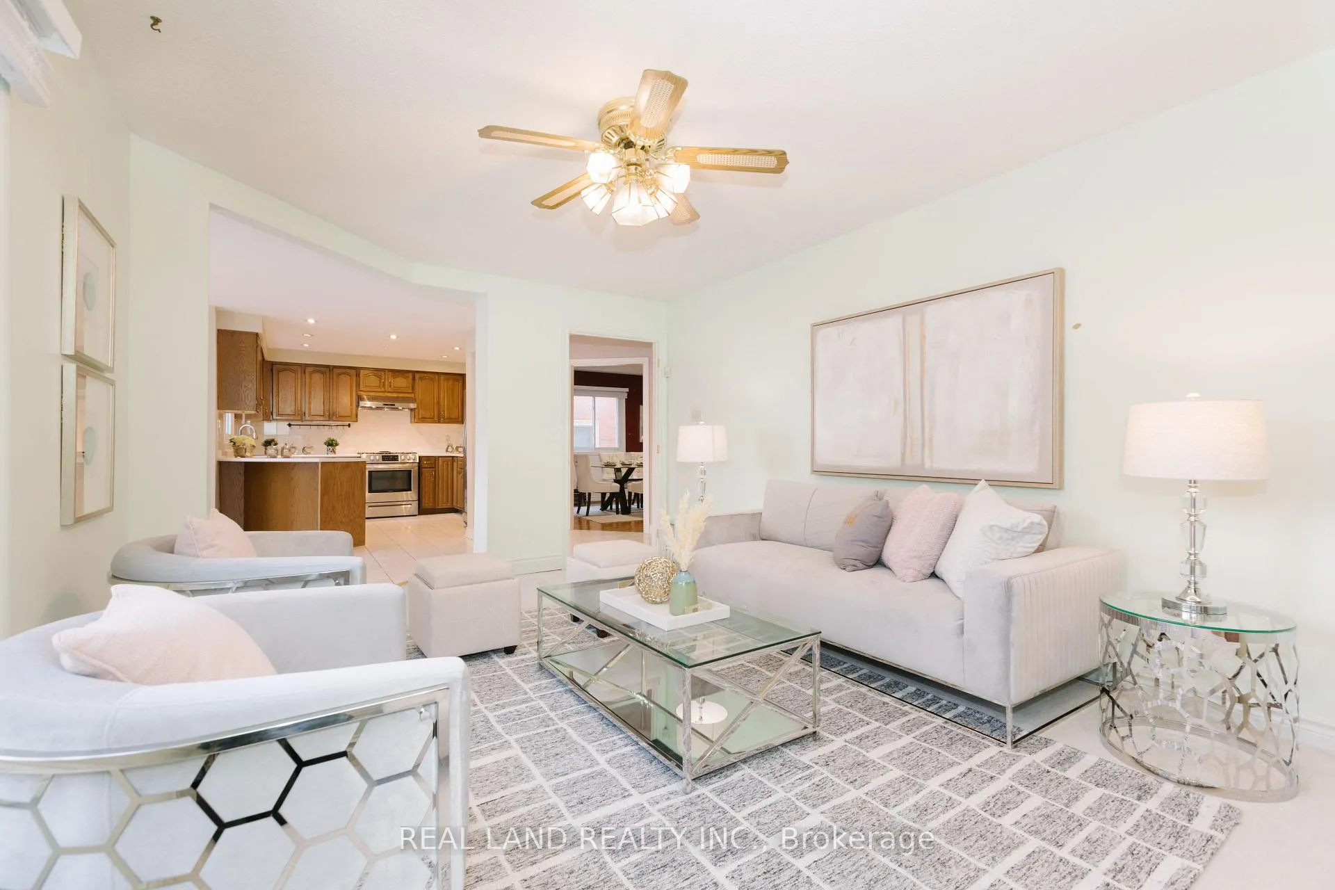 Photo 94 of 6 Mcgee Crescent, Aurora, Aurora Highlands — HOMEH
