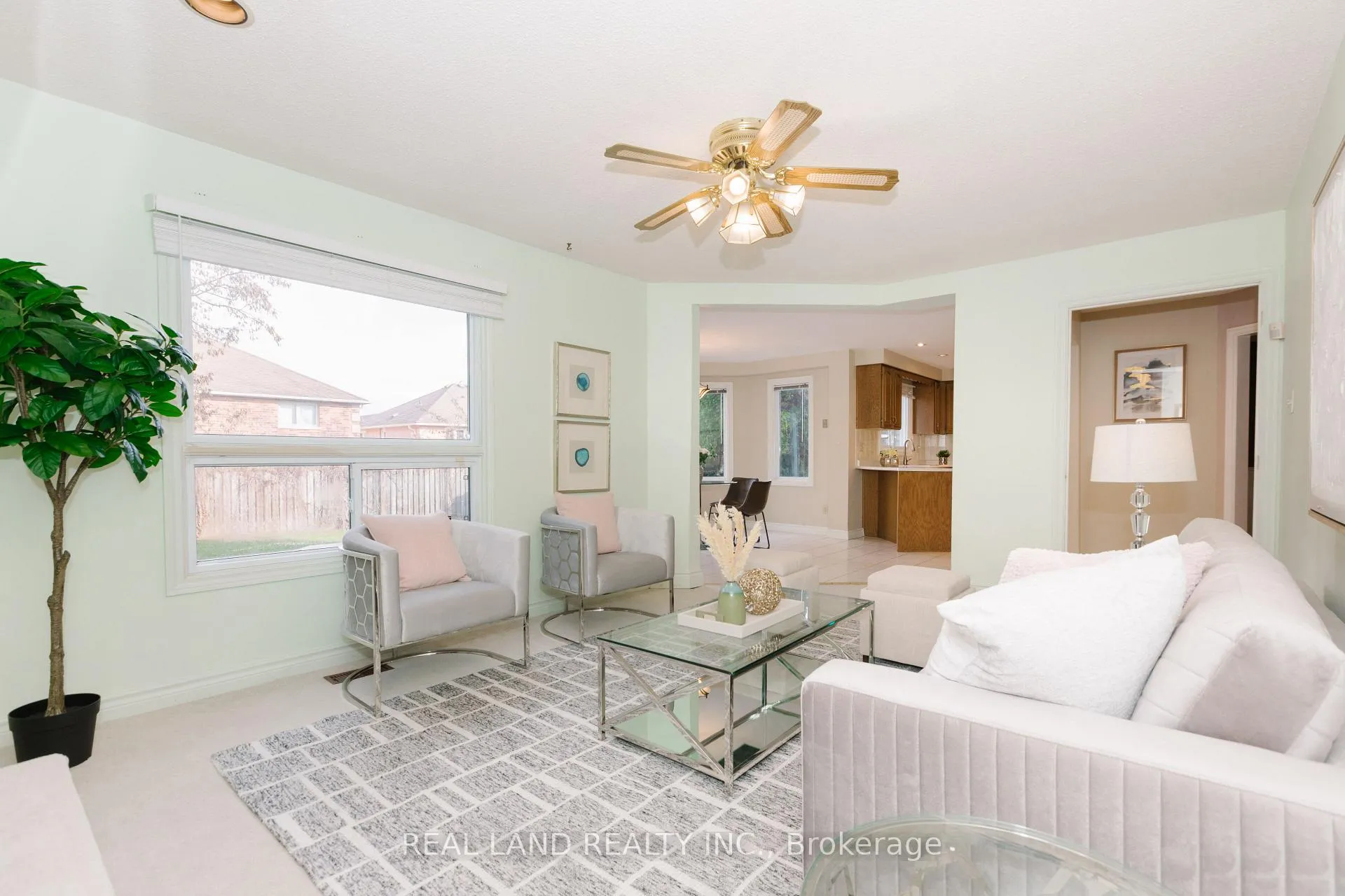 Photo 113 of 6 Mcgee Crescent, Aurora, Aurora Highlands — HOMEH