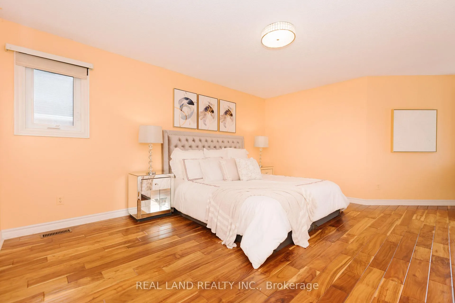 Photo 308 of 6 Mcgee Crescent, Aurora, Aurora Highlands — HOMEH
