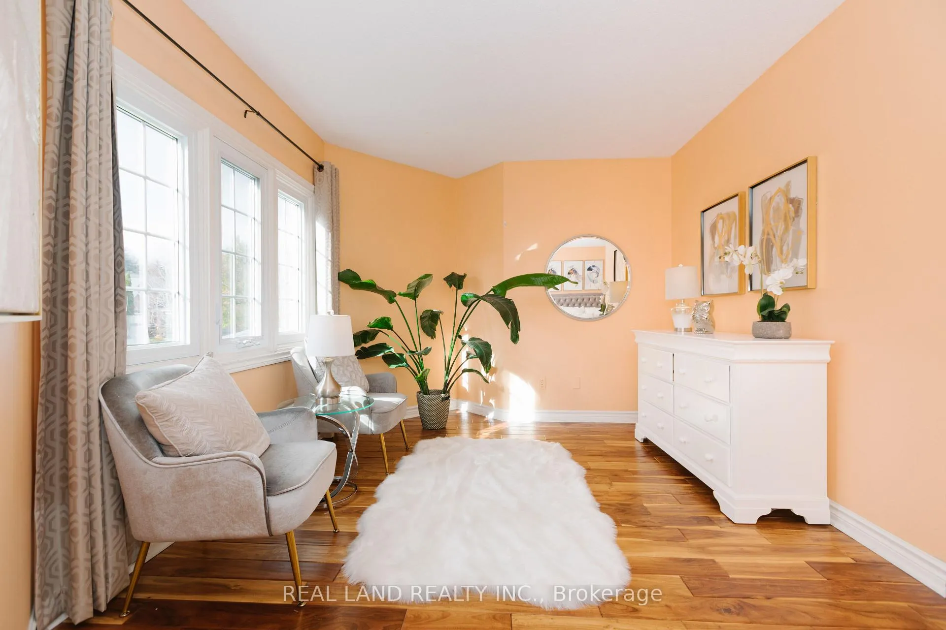 Photo 348 of 6 Mcgee Crescent, Aurora, Aurora Highlands — HOMEH