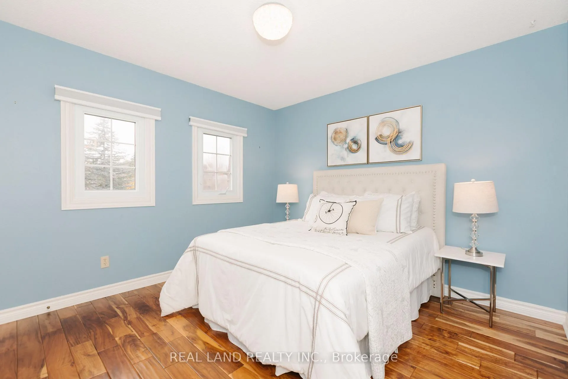 Photo 437 of 6 Mcgee Crescent, Aurora, Aurora Highlands — HOMEH