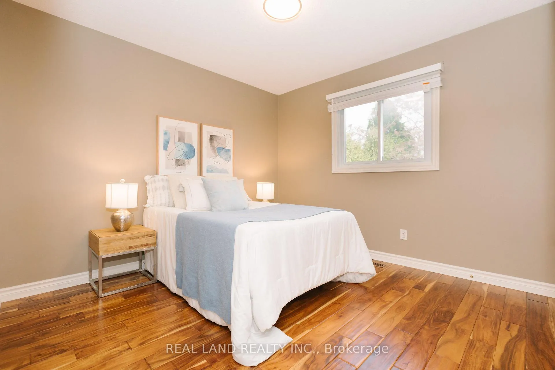 Photo 471 of 6 Mcgee Crescent, Aurora, Aurora Highlands — HOMEH