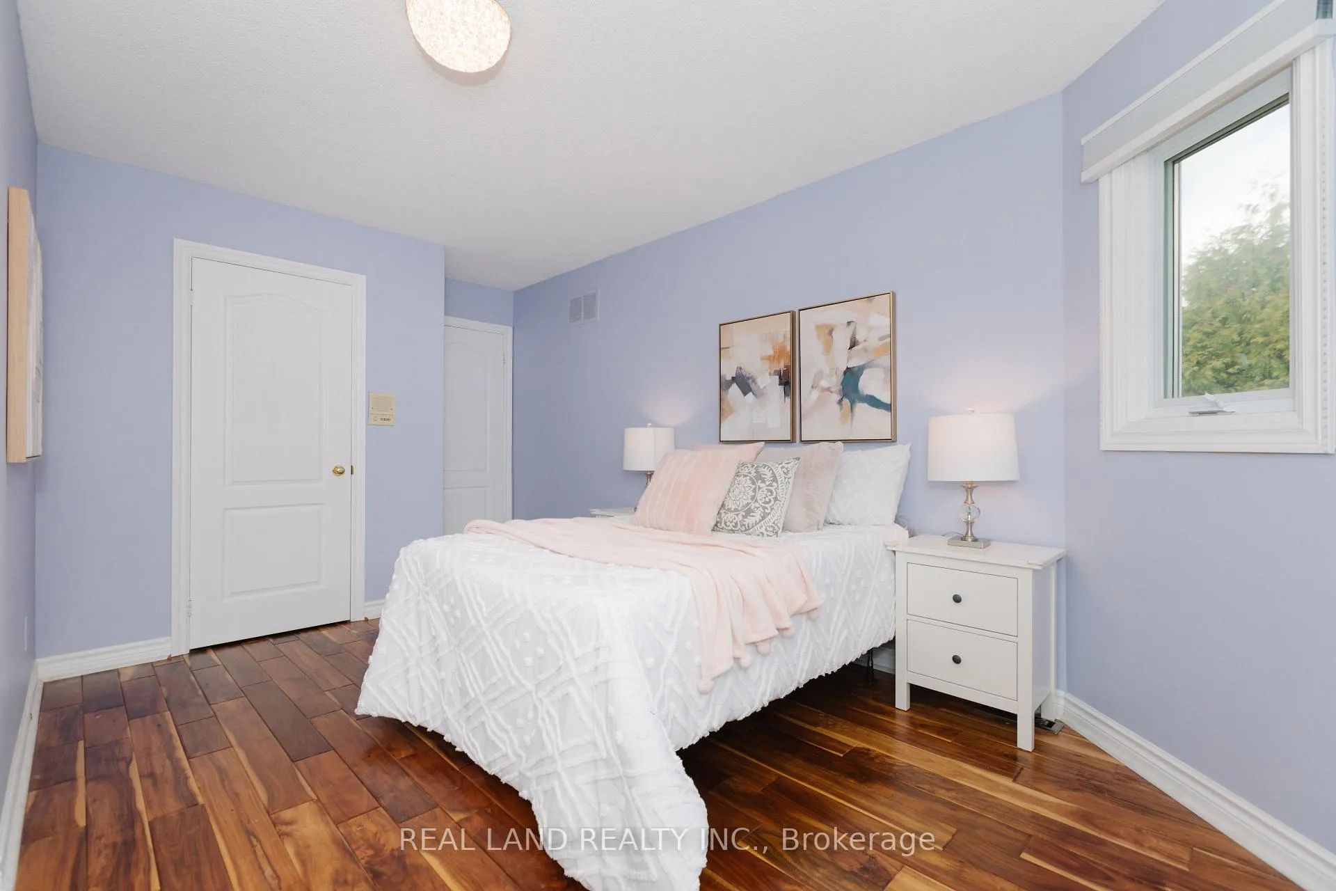 Photo 503 of 6 Mcgee Crescent, Aurora, Aurora Highlands — HOMEH