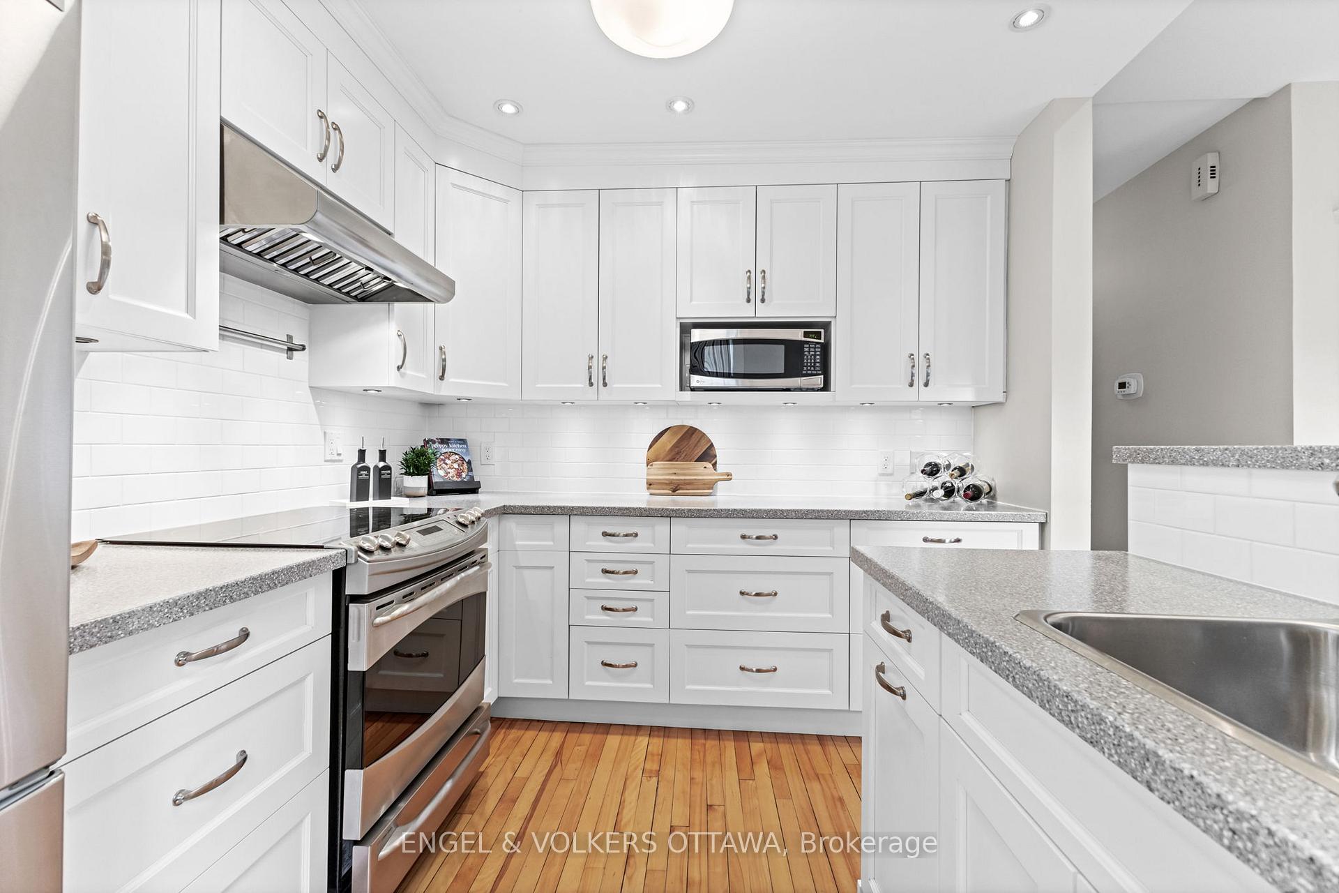 Photo 12 of 70 Caroline Avenue, Ottawa, Ottawa West — HOMEH