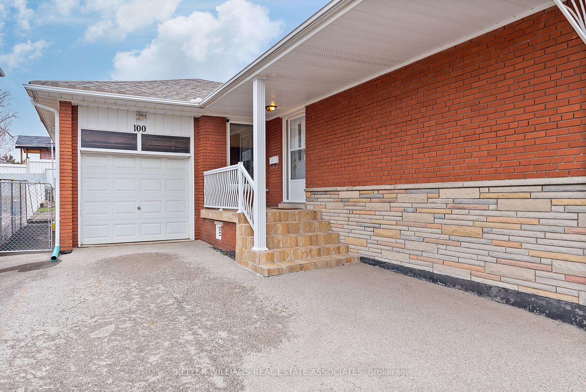 Photo 4 of 100 The Westway, Etobicoke, Kingsview Village-The Westway — HOMEH