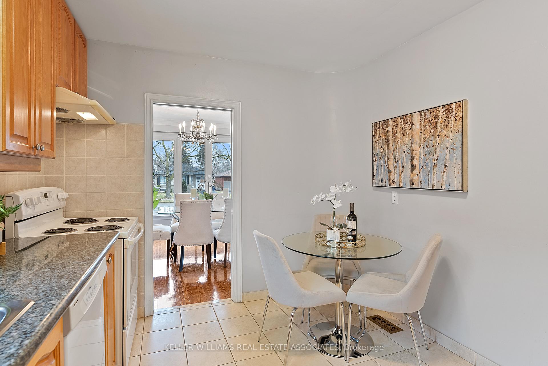 Photo 15 of 100 The Westway, Etobicoke, Kingsview Village-The Westway — HOMEH