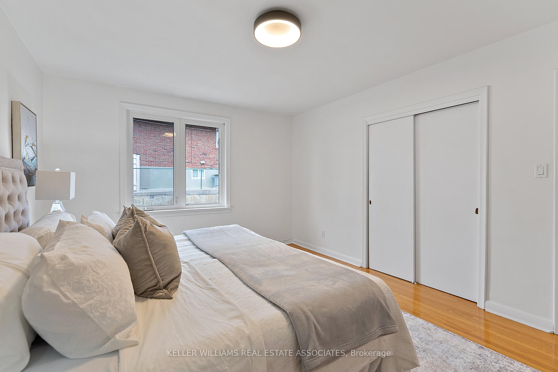 Photo 19 of 100 The Westway, Etobicoke, Kingsview Village-The Westway — HOMEH