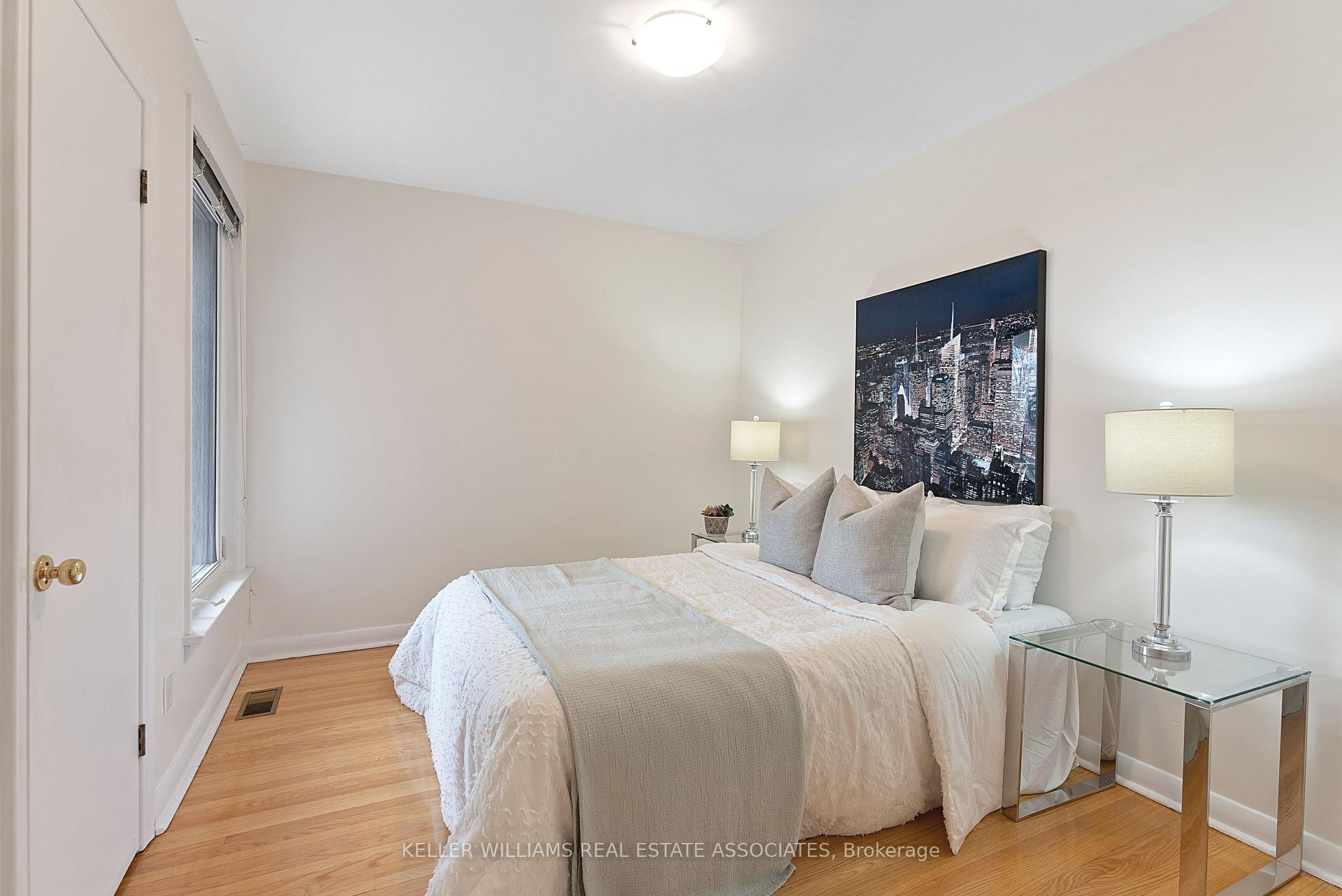 Photo 22 of 100 The Westway, Etobicoke, Kingsview Village-The Westway — HOMEH