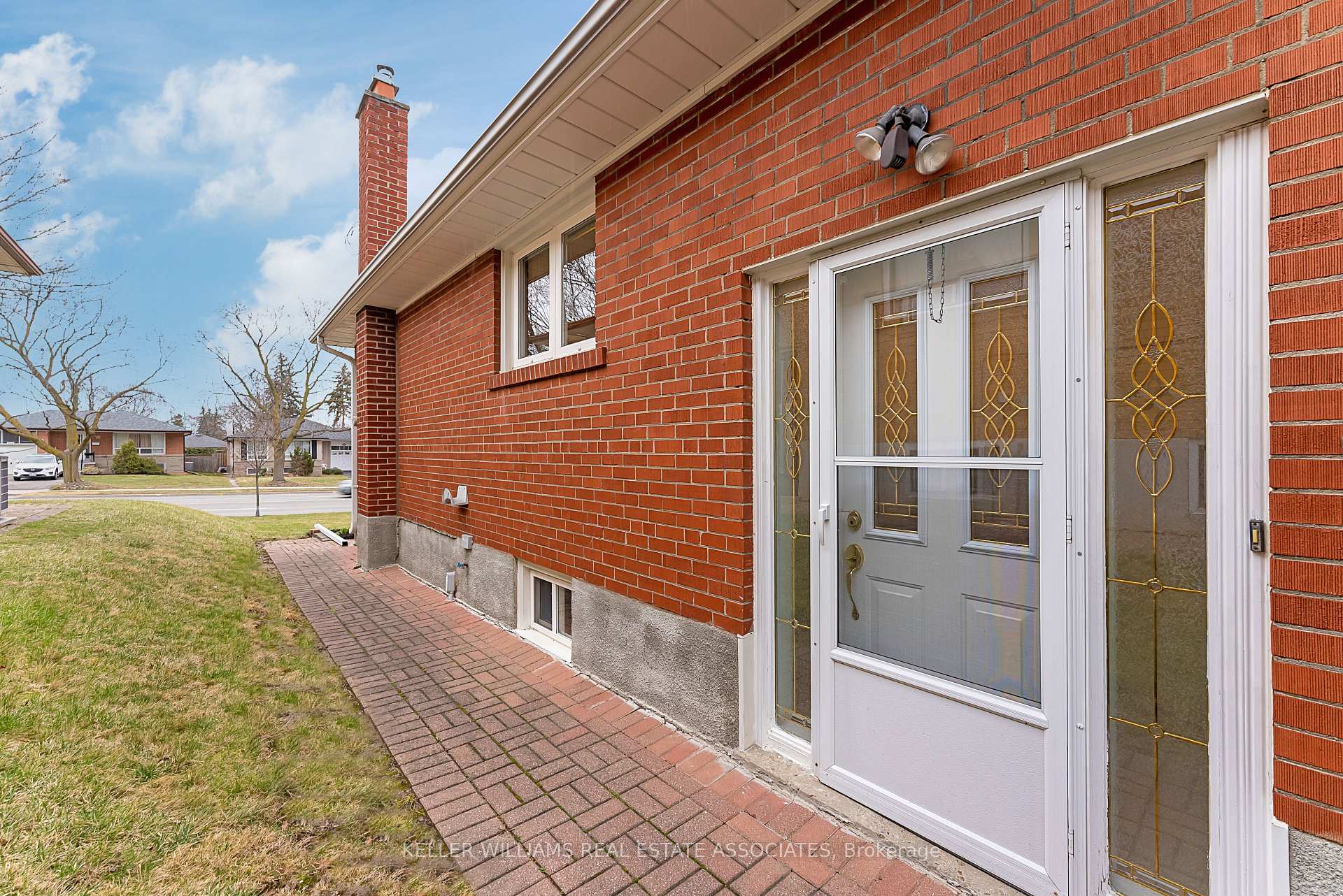 Photo 30 of 100 The Westway, Etobicoke, Kingsview Village-The Westway — HOMEH