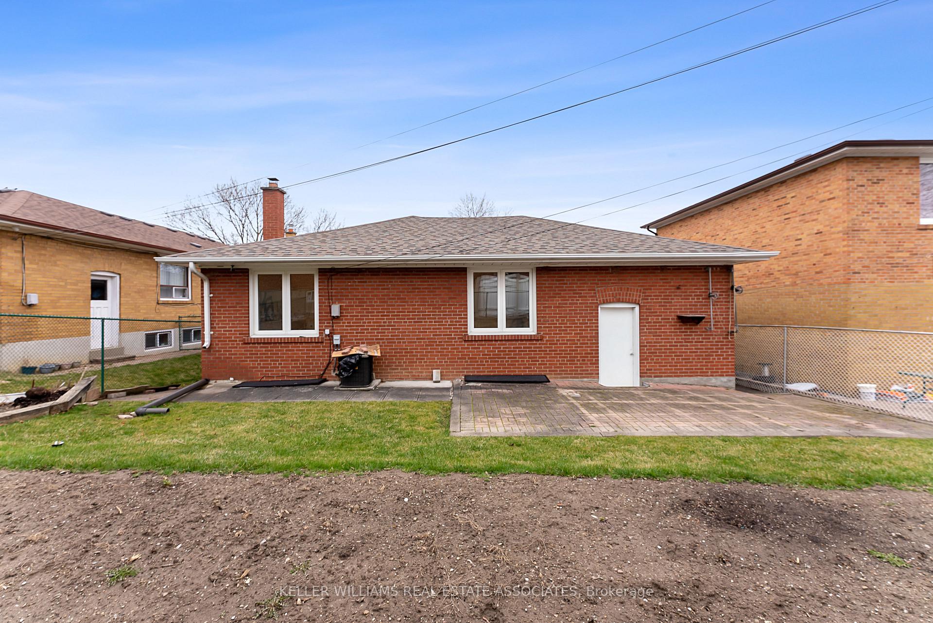 Photo 32 of 100 The Westway, Etobicoke, Kingsview Village-The Westway — HOMEH