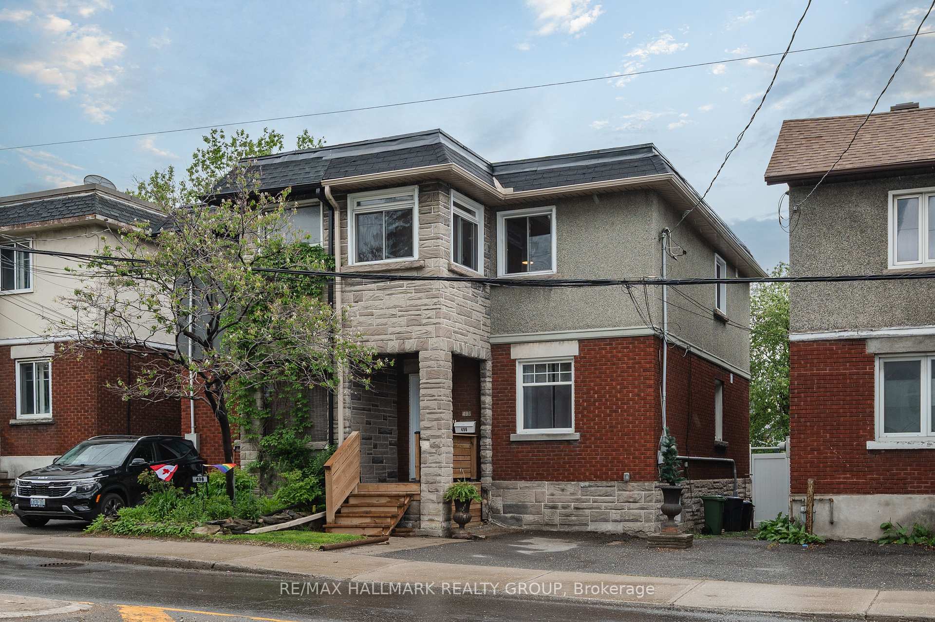 Front of 496 Parkdale Avenue