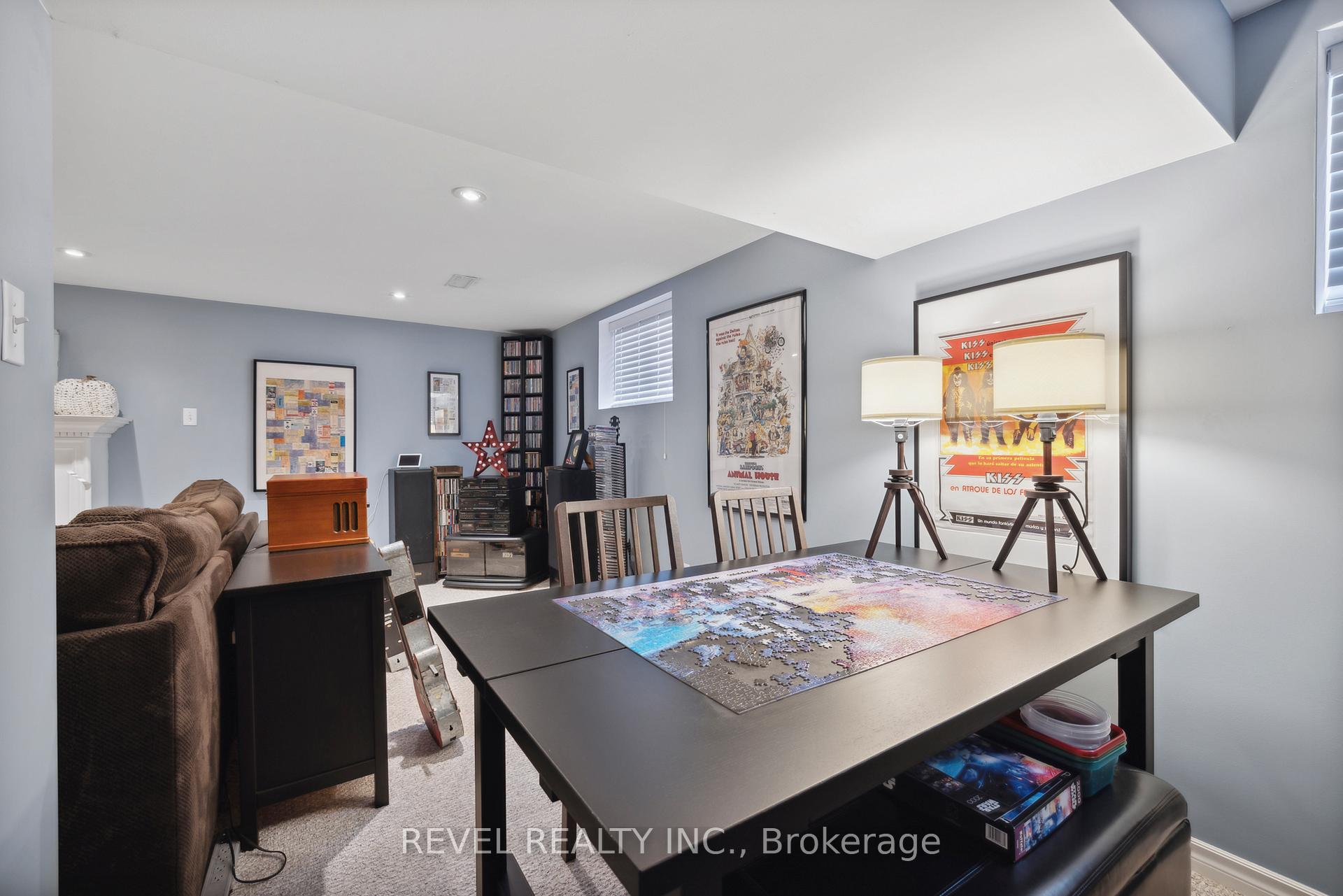 Photo 21 of 93 Willowridge Road, Etobicoke, Willowridge-Martingrove-Richview — HOMEH