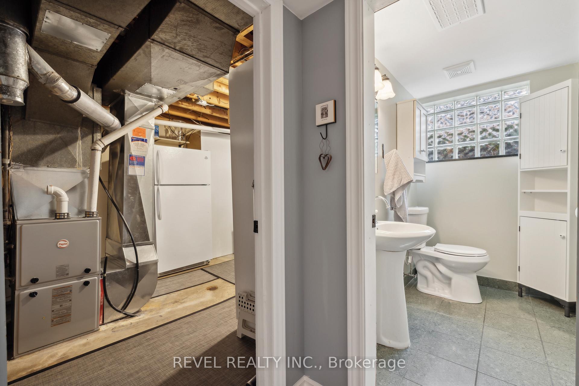 Photo 23 of 93 Willowridge Road, Etobicoke, Willowridge-Martingrove-Richview — HOMEH