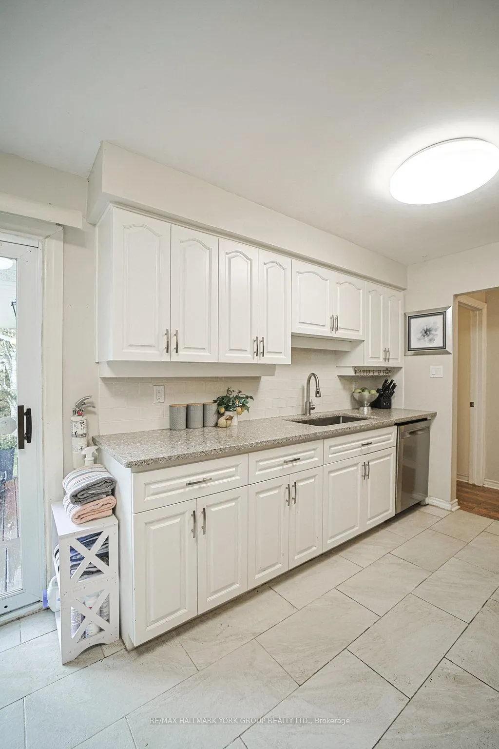 Photo 40 of 916 Finley Avenue, Ajax, South West — HOMEH