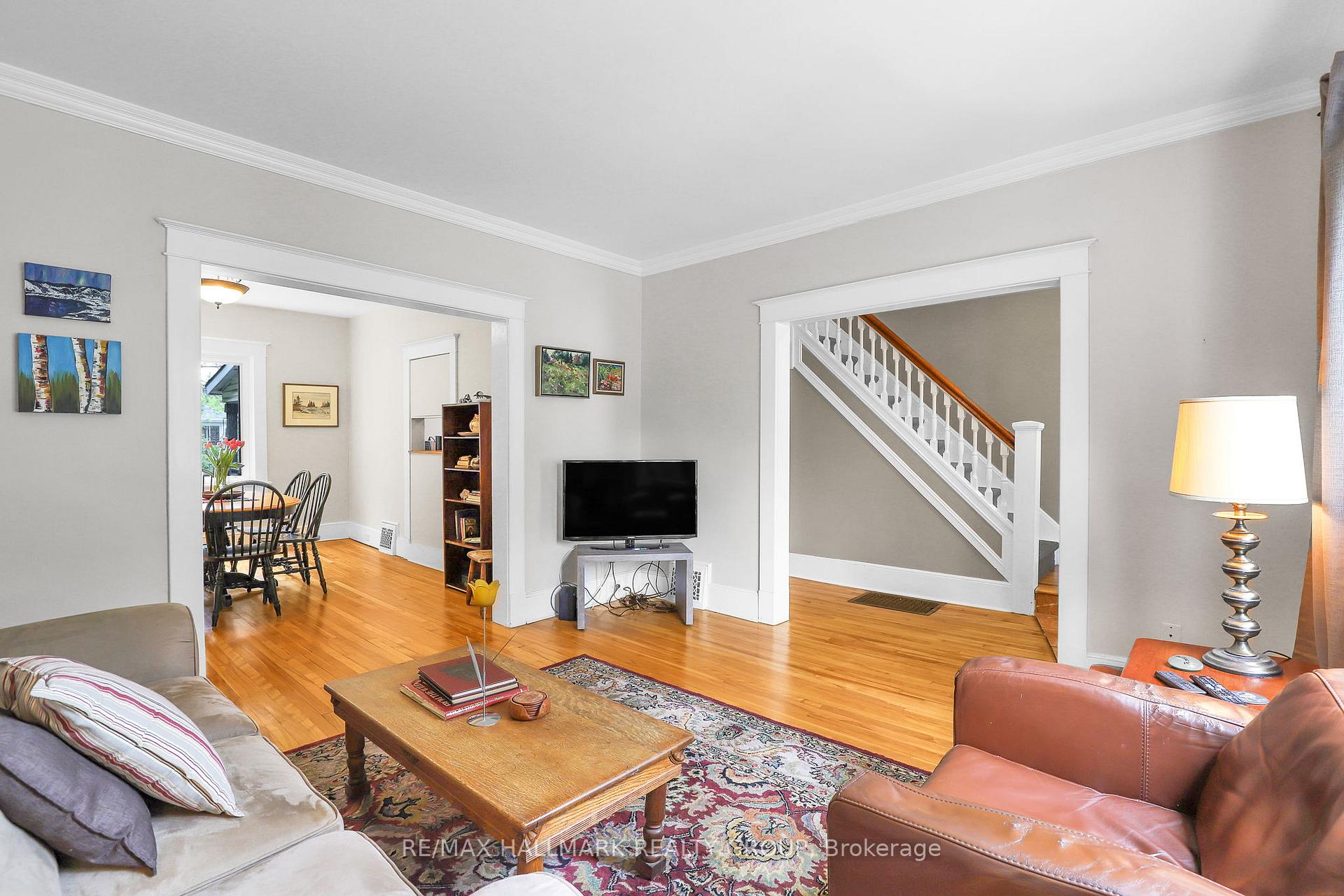 Photo 7 of 95 Gilchrist Avenue, Ottawa, Ottawa West — HOMEH