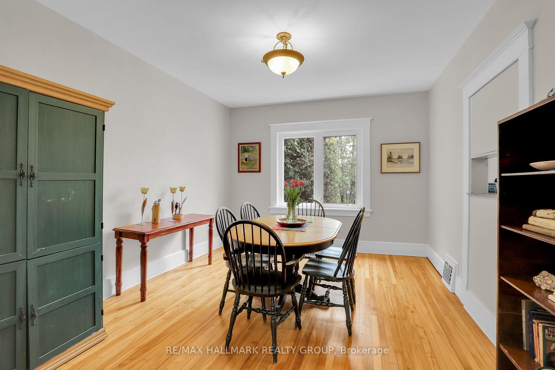 Photo 13 of 95 Gilchrist Avenue, Ottawa, Ottawa West — HOMEH