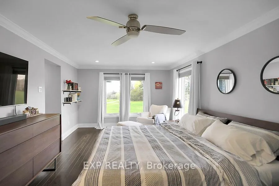 Photo 193 of 711 Hartman Crescent, Ottawa, Riverside Park South — HOMEH