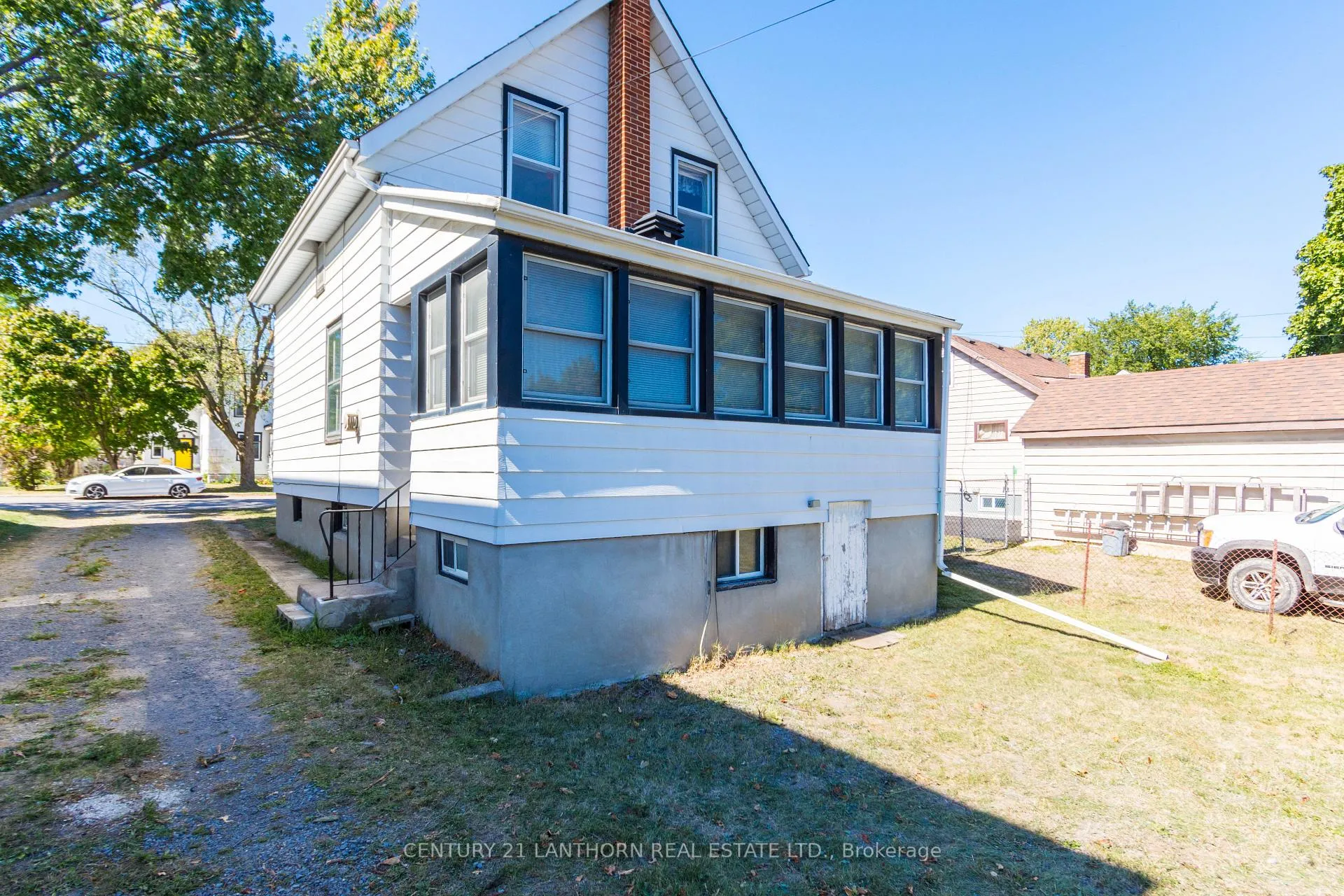 Photo 95 of 23 Howard Street, Belleville, Belleville Ward — HOMEH
