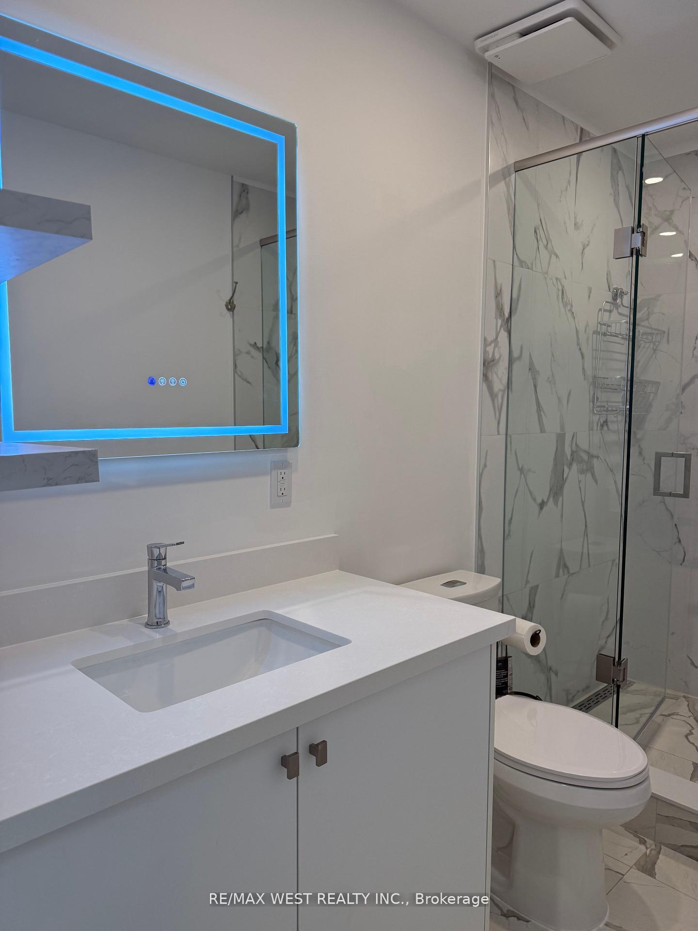 Photo 11 of Unit 2, 10 Tynevale Drive, Etobicoke, Willowridge-Martingrove-Richview — HOMEH