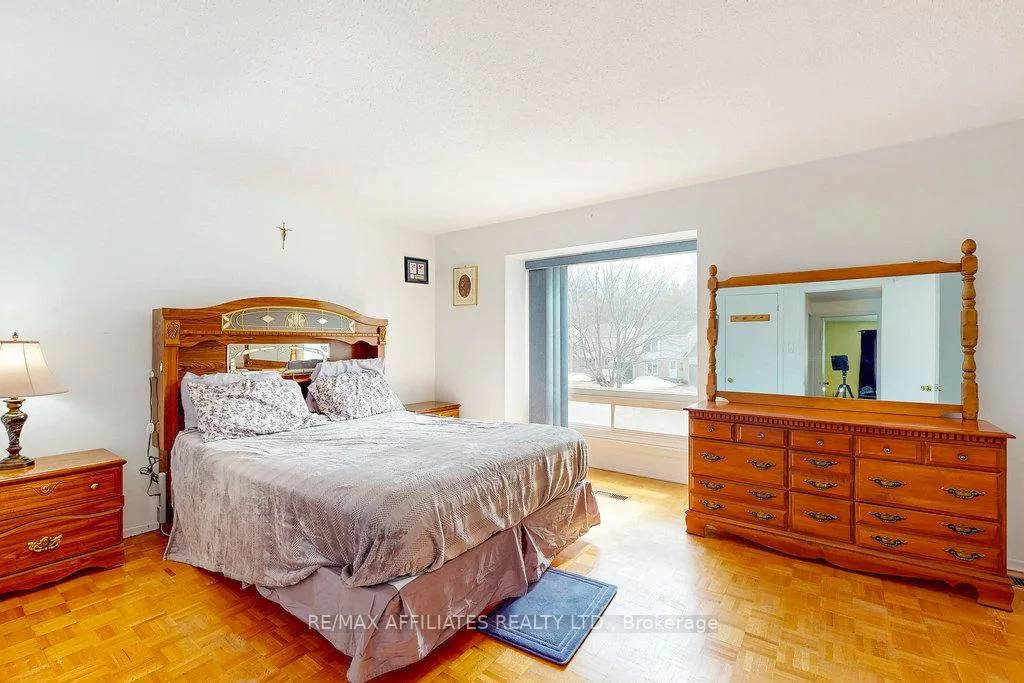 Photo 77 of 41 Glen Park Drive, Ottawa, Blackburn Hamlet (South) — HOMEH