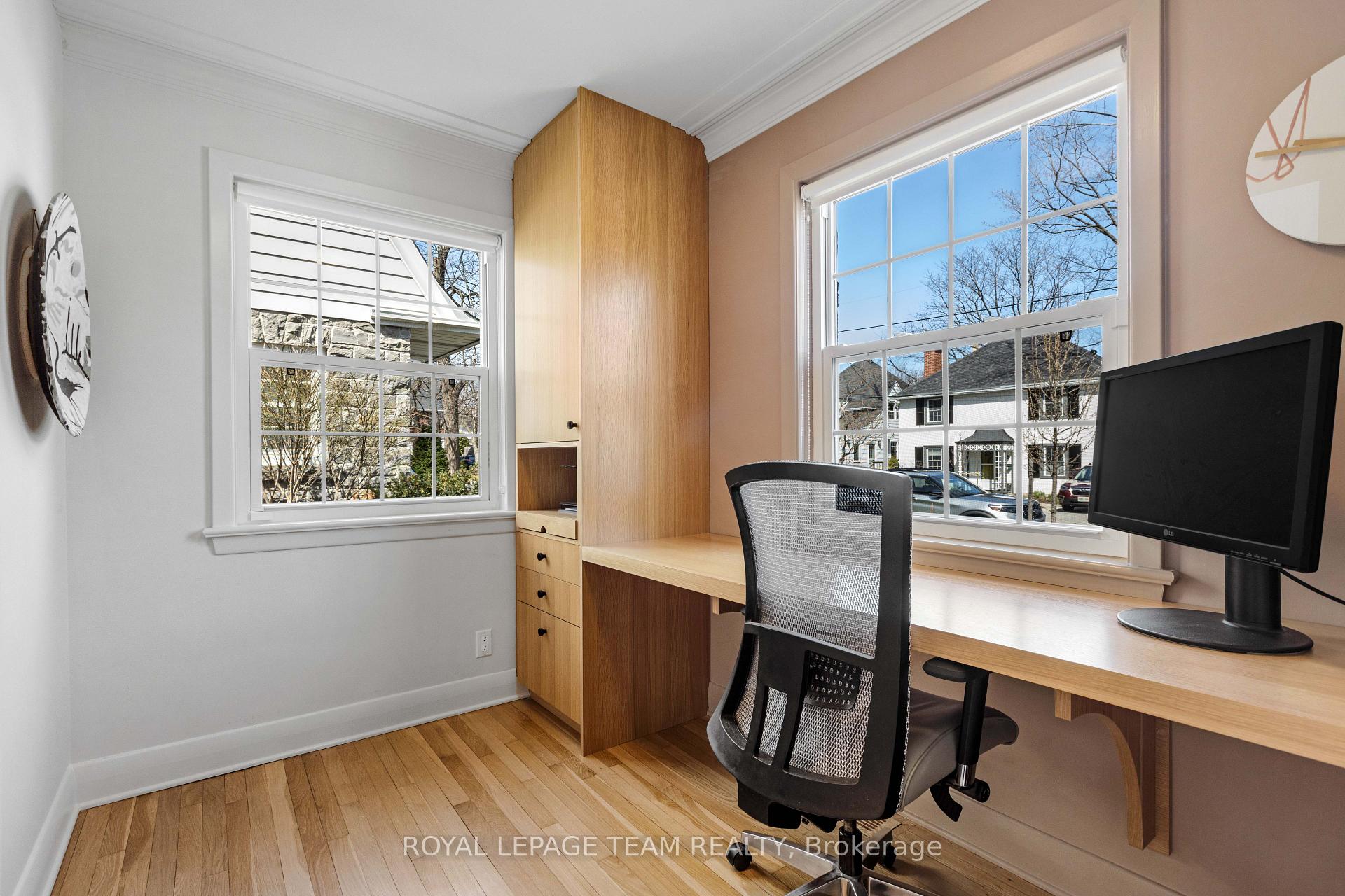 Photo 9 of 202 Faraday Street, Ottawa, Ottawa West — HOMEH