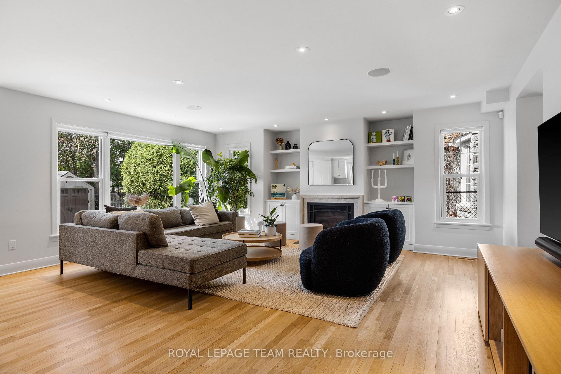 Photo 10 of 202 Faraday Street, Ottawa, Ottawa West — HOMEH