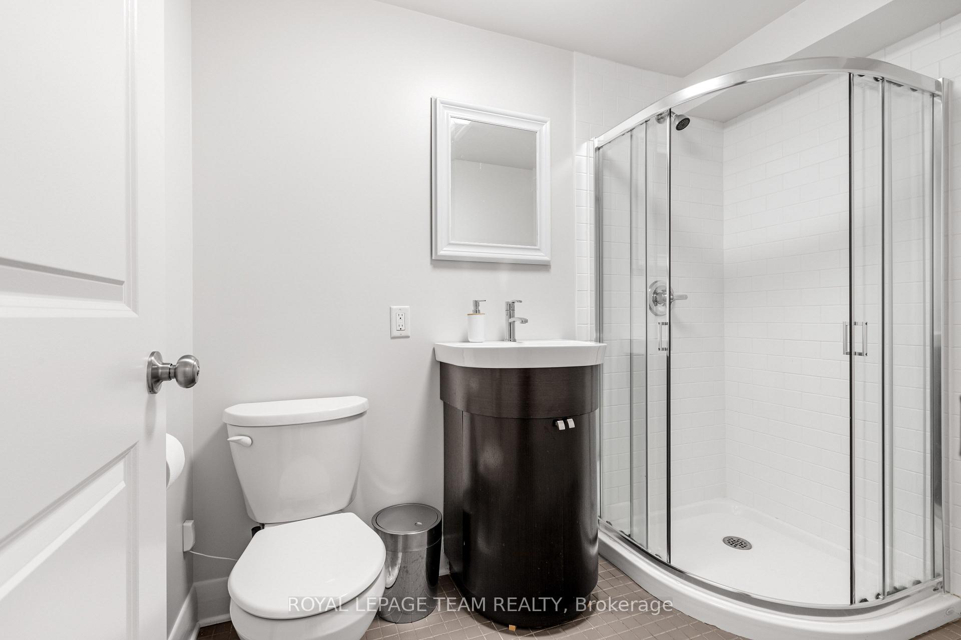 Photo 42 of 202 Faraday Street, Ottawa, Ottawa West — HOMEH