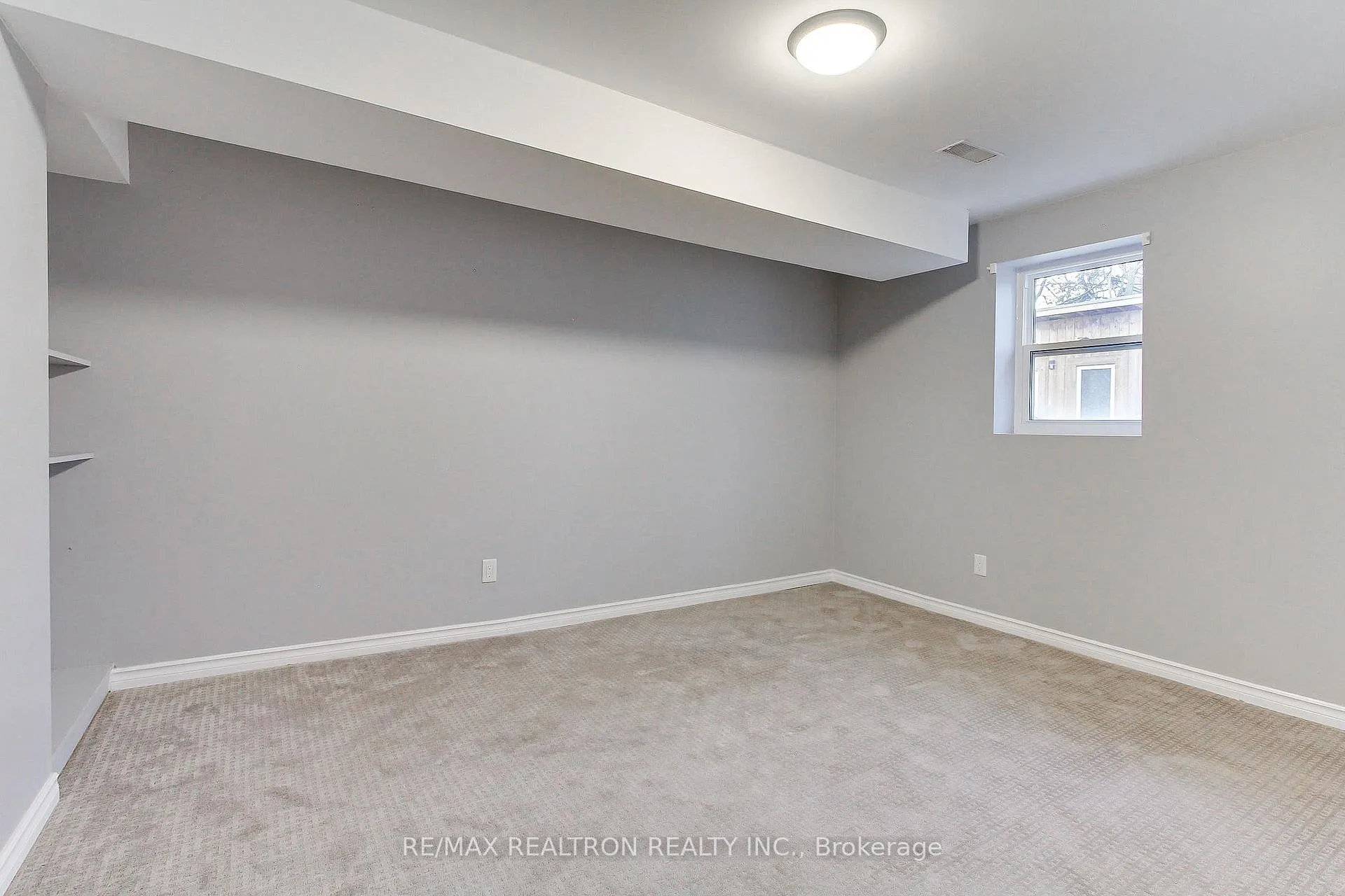 Photo 113 of 35 Harland Crescent, Ajax, South East — HOMEH