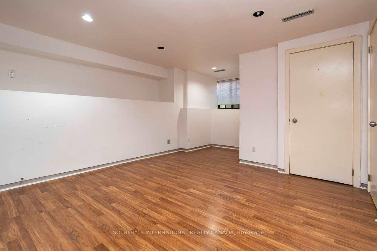 Photo 7 of Unit Main, 71 Sullivan Street, Toronto, Kensington-Chinatown — HOMEH