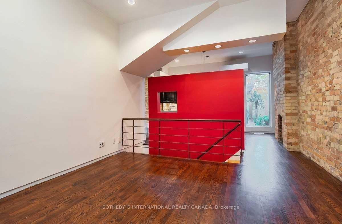 Photo 10 of Unit Main, 71 Sullivan Street, Toronto, Kensington-Chinatown — HOMEH