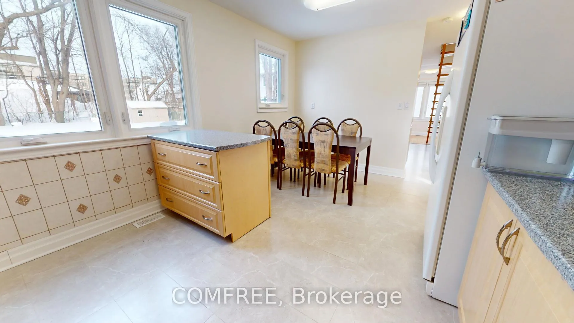 Photo 8 of 25 Seguin Street, Ottawa, Cardinal Heights — HOMEH