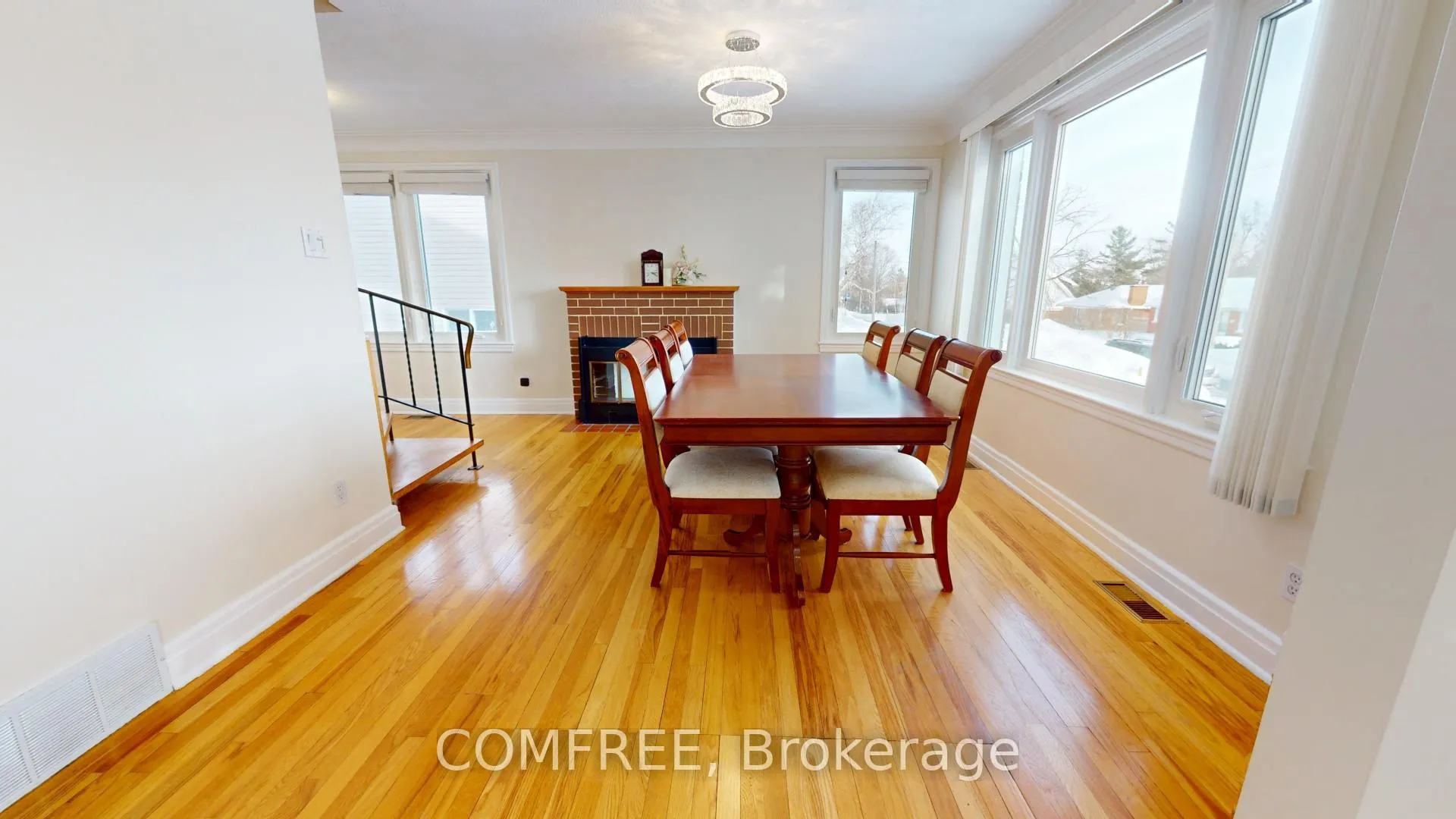 Photo 9 of 25 Seguin Street, Ottawa, Cardinal Heights — HOMEH