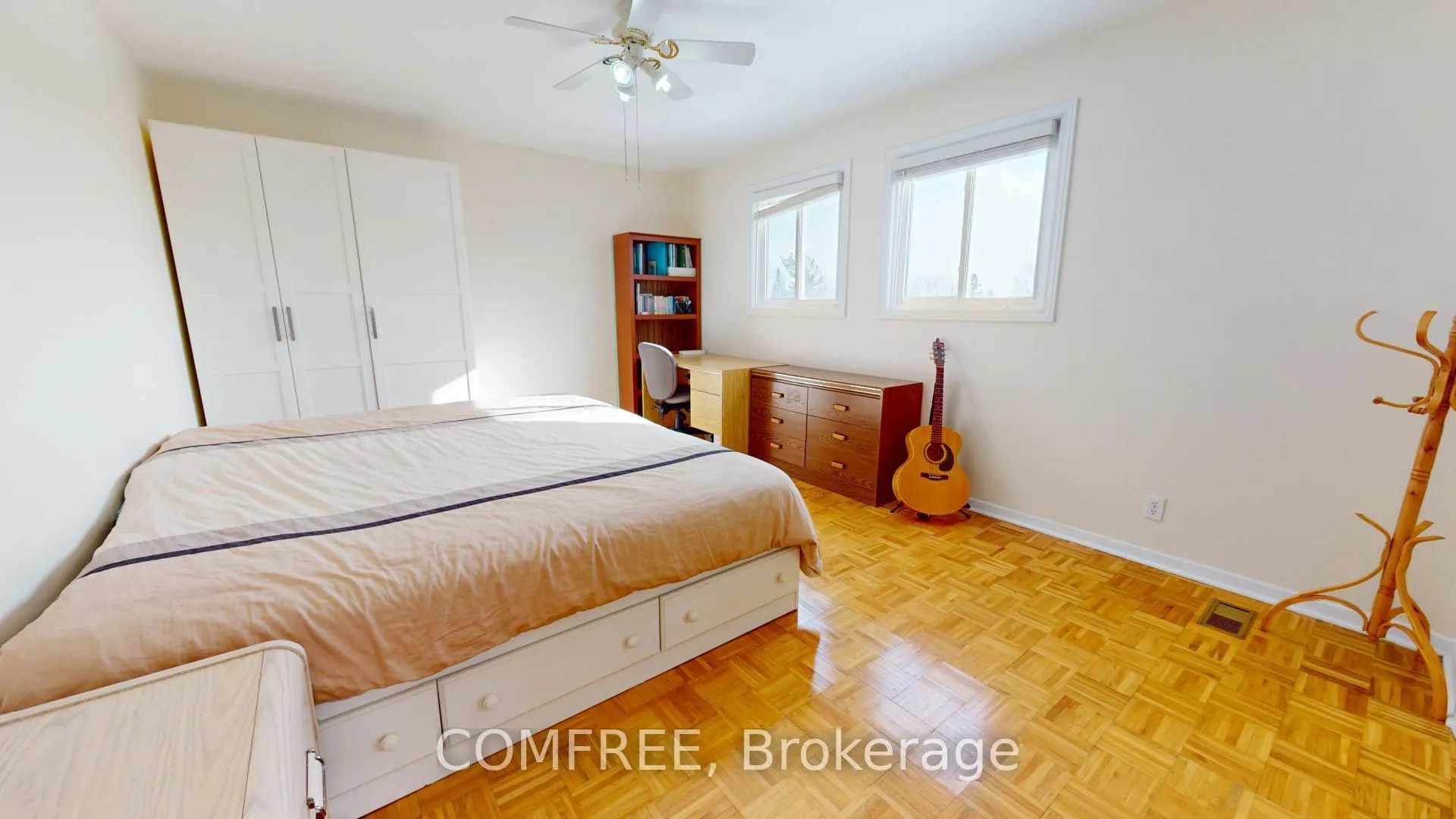 Photo 20 of 25 Seguin Street, Ottawa, Cardinal Heights — HOMEH