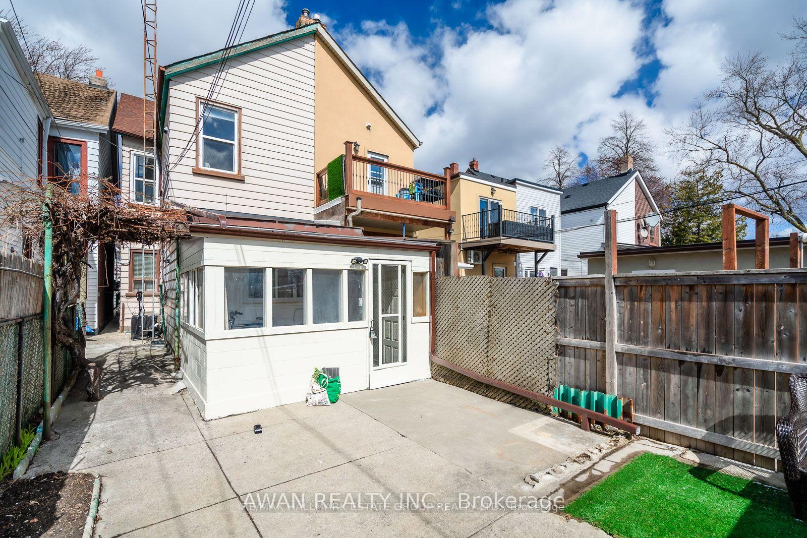Photo 12 of 125 Lindsey Avenue, Toronto, Dufferin Grove — HOMEH