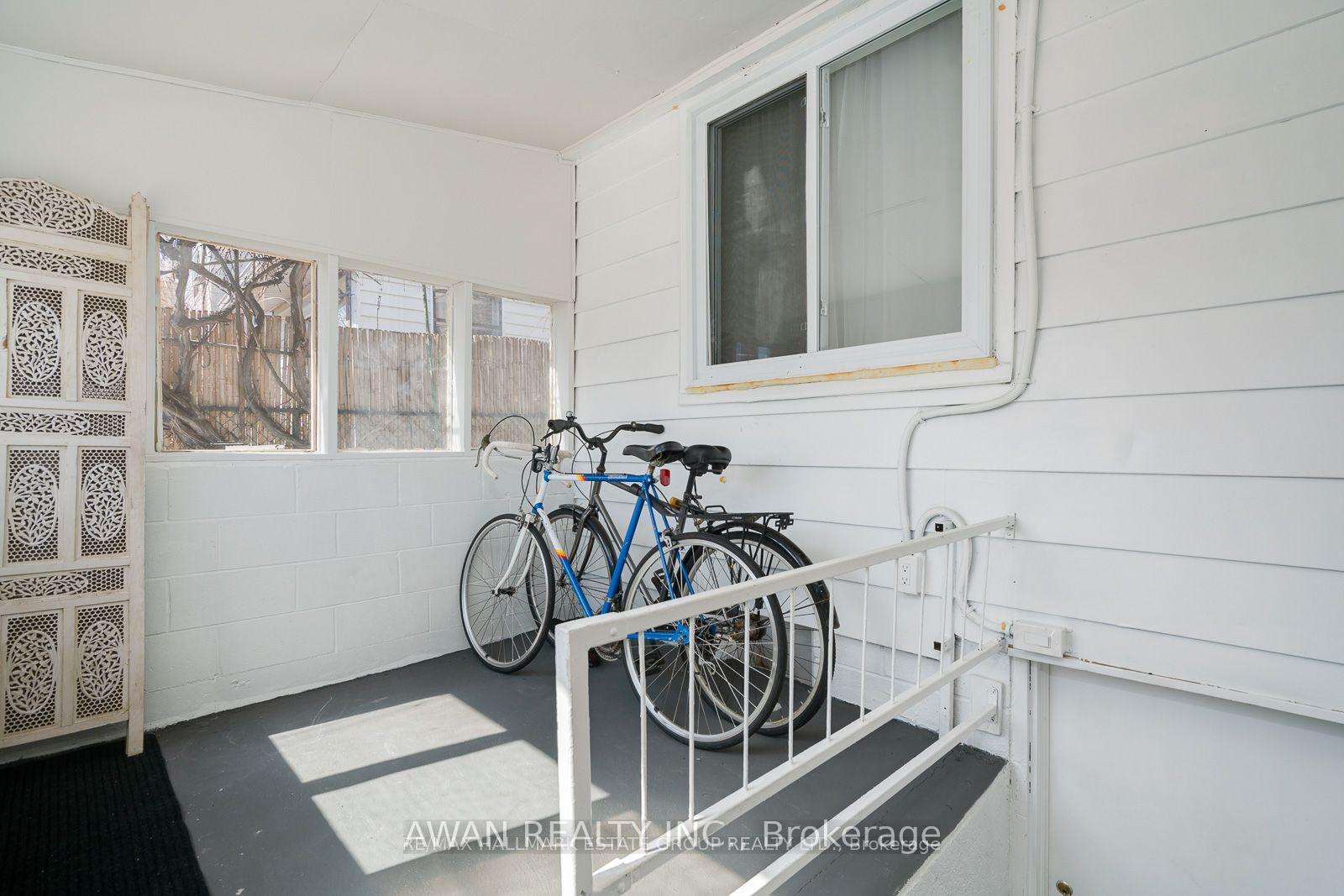 Photo 11 of 125 Lindsey Avenue, Toronto, Dufferin Grove — HOMEH