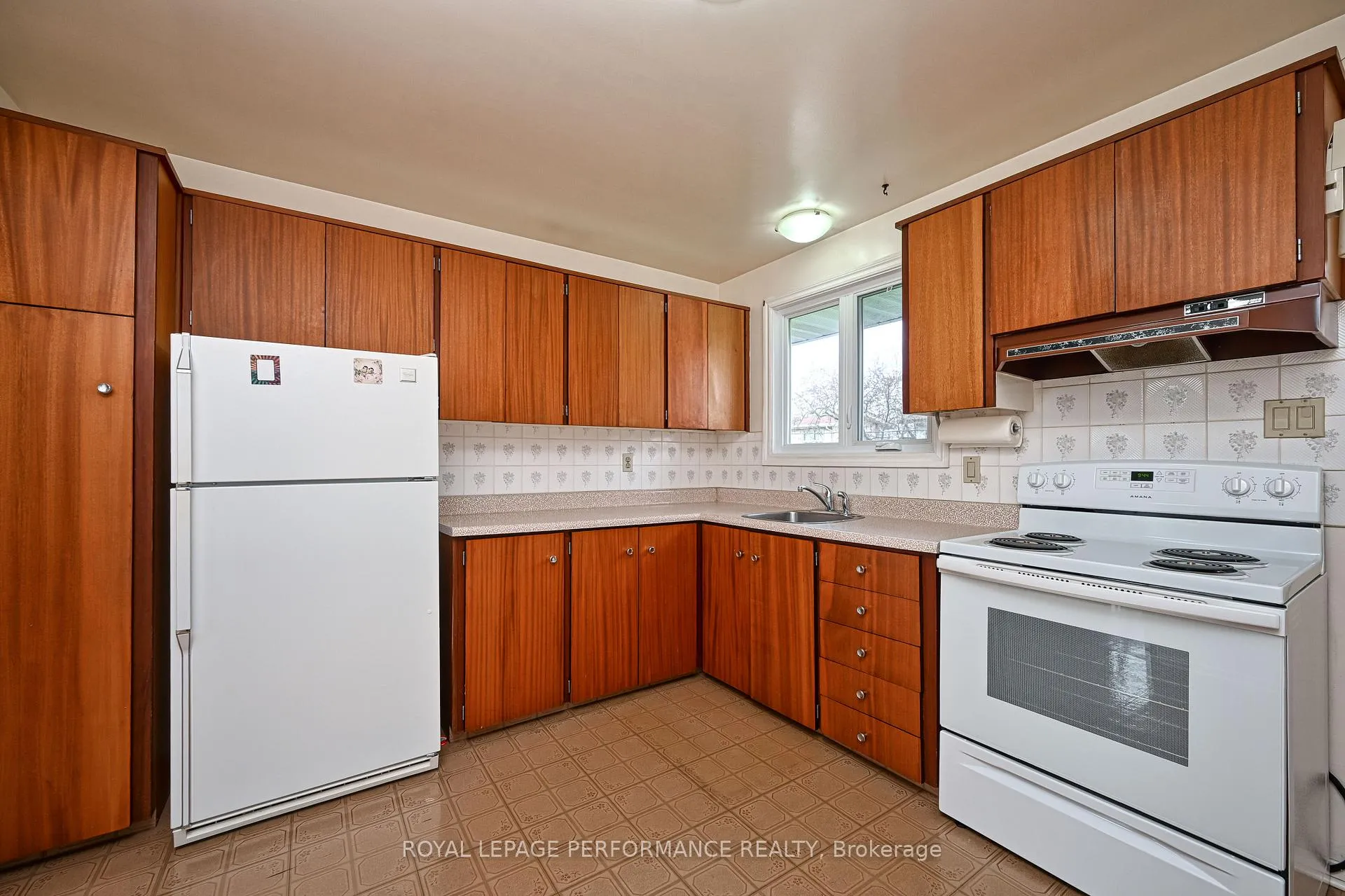 Photo 124 of 3036 Linton Road, Ottawa, Riverside Park South — HOMEH