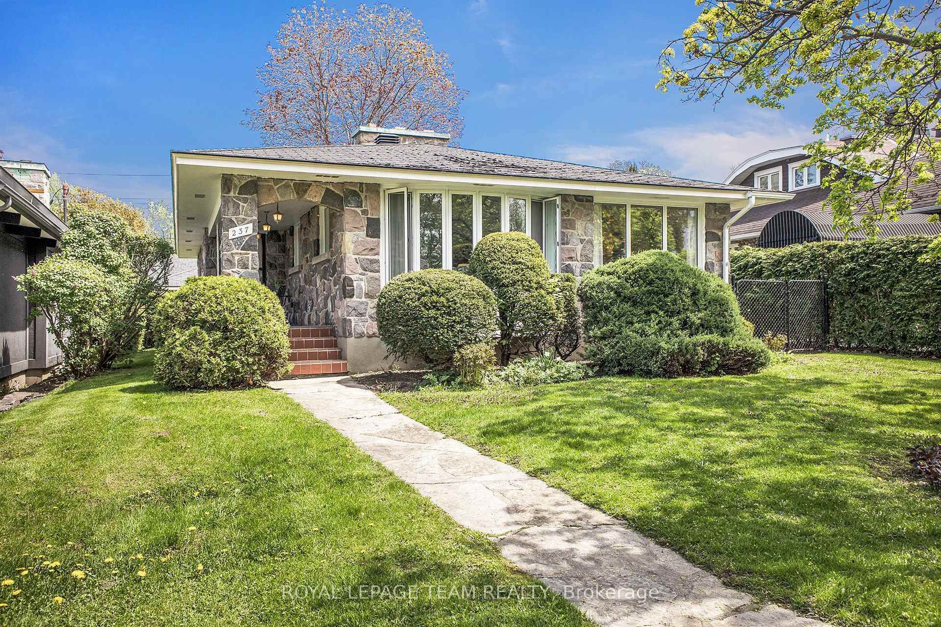 Photo 1 of 237 Island Park Drive, Ottawa, Ottawa West/Tunneys Pasture — HOMEH