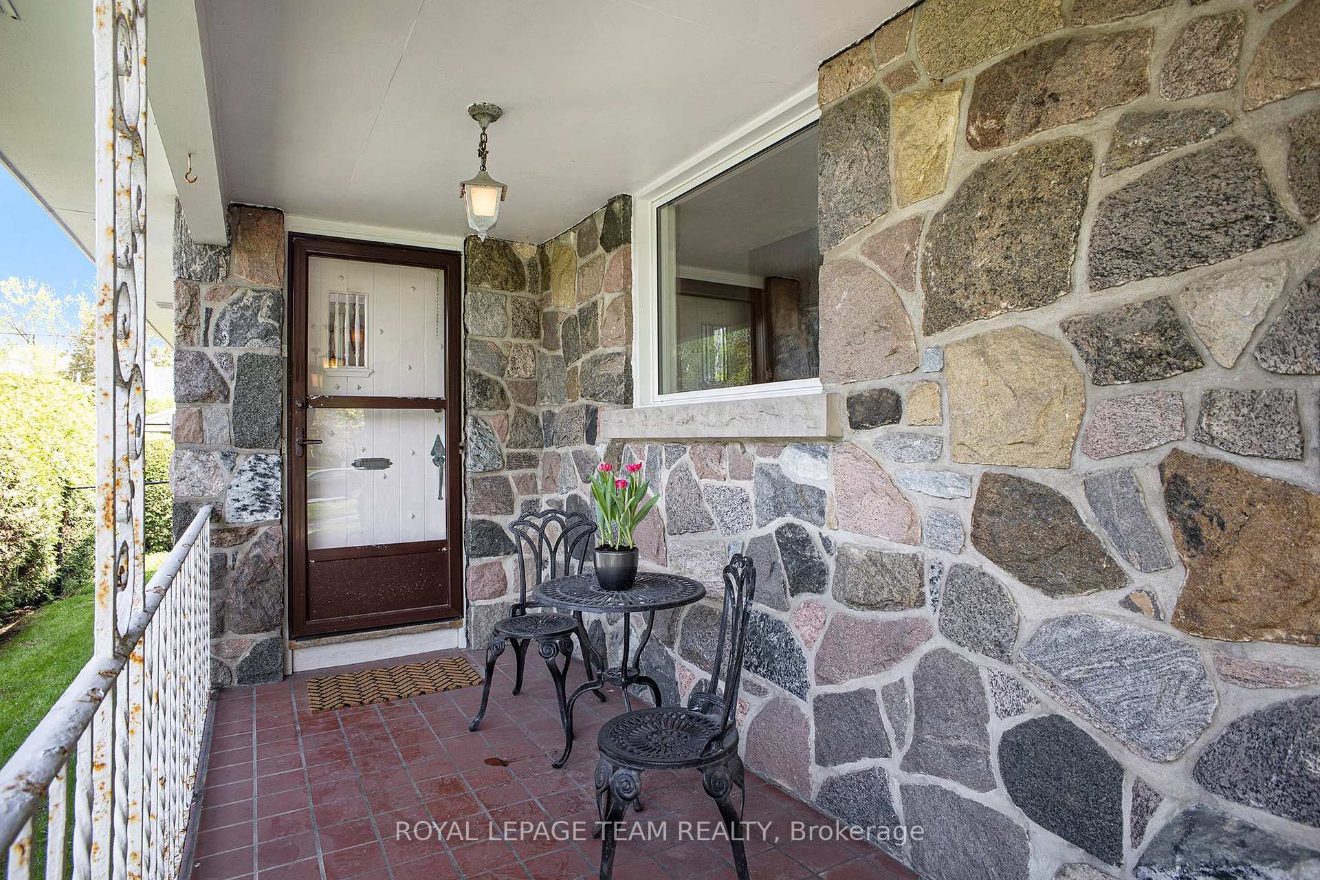 Photo 6 of 237 Island Park Drive, Ottawa, Ottawa West/Tunneys Pasture — HOMEH