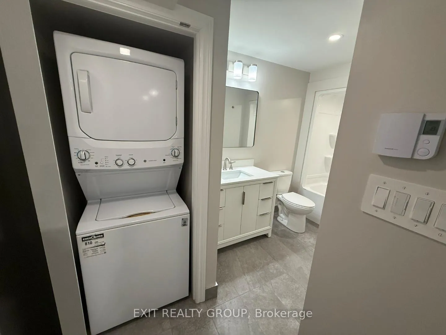 Photo 7 of Unit B, 26 Athabaska Drive, Belleville, Thurlow Ward — HOMEH