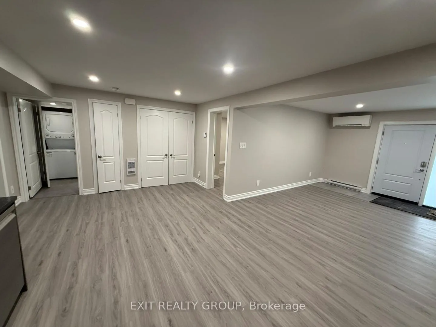 Photo 10 of Unit B, 26 Athabaska Drive, Belleville, Thurlow Ward — HOMEH