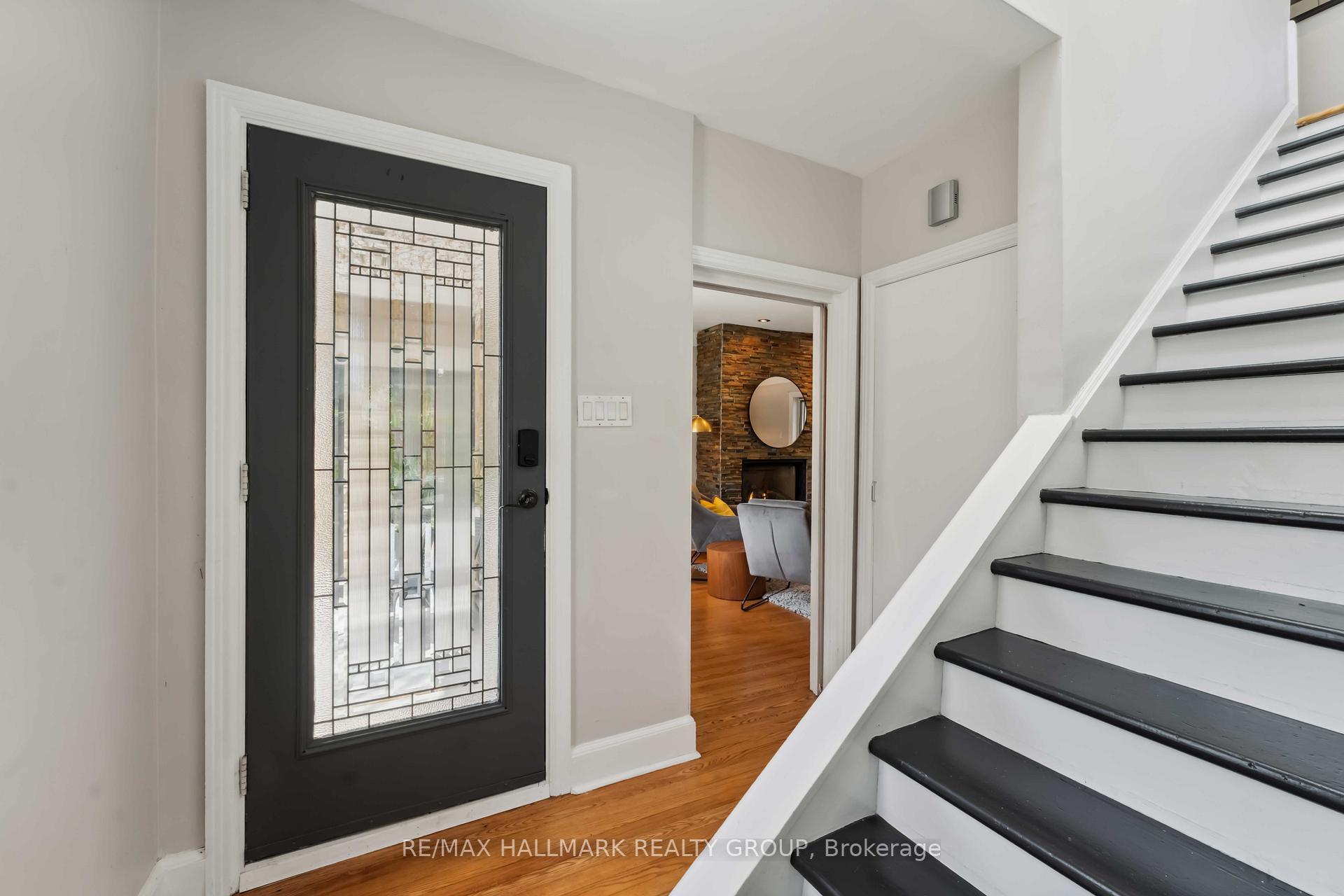 Photo 3 of 265 Patricia Avenue, Ottawa, Ottawa West/Tunneys Pasture — HOMEH